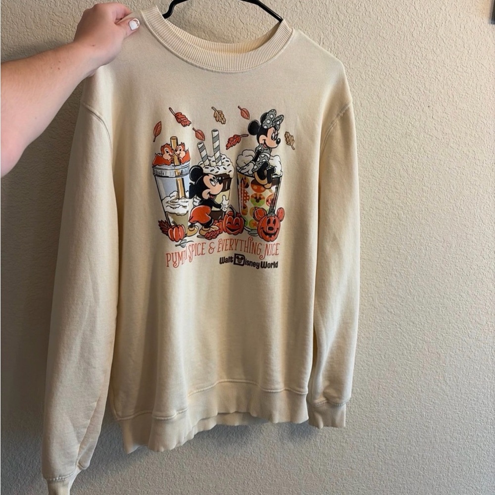 Disney Parks WDW Pumpkin Spice & Everything Nice Beige Sweatshirt Size Medium